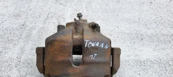 Volkswagen Touran I Front brake caliper