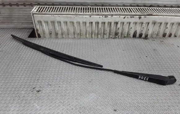 Mitsubishi Carisma Rear wiper blade 