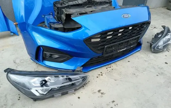 Ford Focus Headlight/headlamp JX7B-13E014-CE