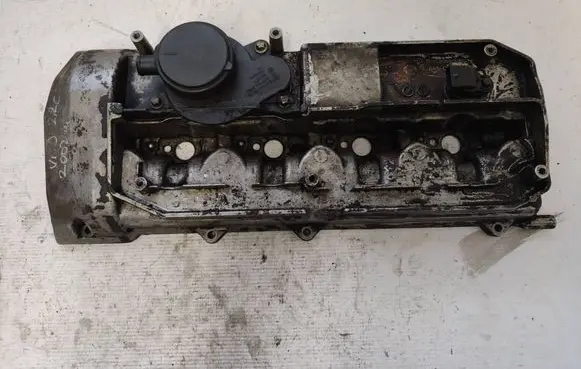 Rocker cam cover