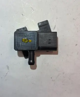 BMW 5 E60 E61 Exhaust gas pressure sensor 7805152