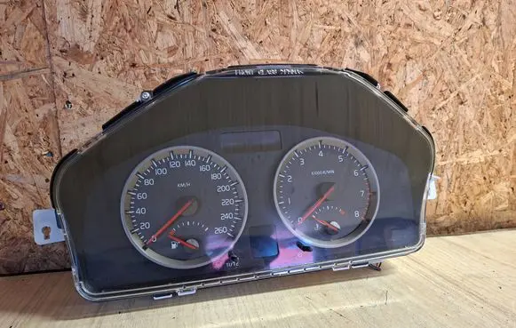 Volvo V50 Speedometer (instrument cluster) 30710071 CE0889 100391