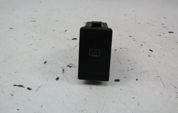 Volkswagen PASSAT B5 Windscreen/window heater switch 3B0959621C