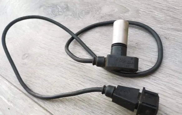 Audi 100 S4 C4 Crankshaft position sensor 078905381