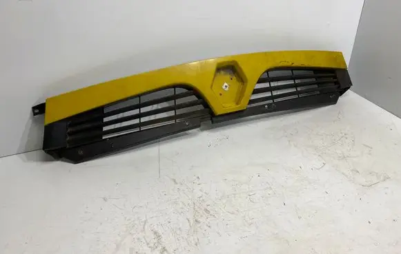 Renault Master II Front grill 8200426365