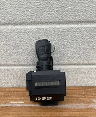 Mercedes-Benz E W211 Ignition lock 2115451008 33002207 2004031760206182