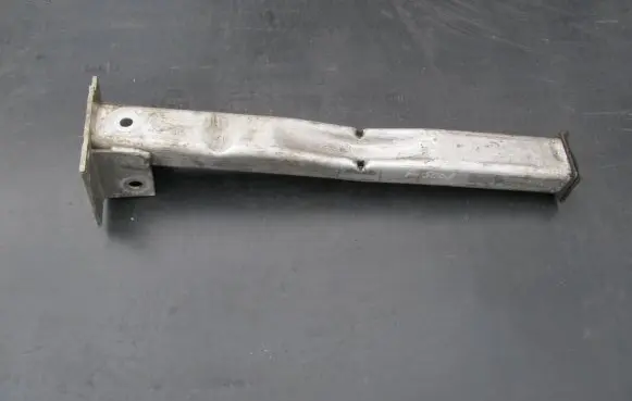 Peugeot 5008 Front bumper support beam 313409