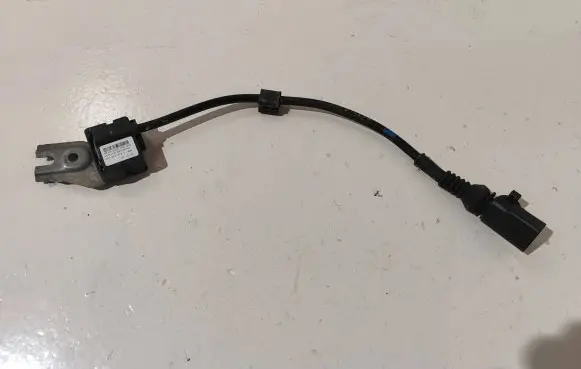 Volkswagen Touareg I ESP acceleration yaw rate sensor 7L0907673C 2455006002