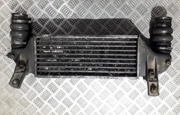 Ford Focus Intercooler radiator xs409l440bd
