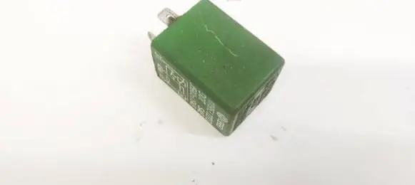 Volkswagen Transporter - Caravelle T4 Other relay 111953227D