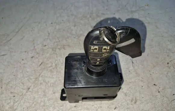 Chrysler Grand Voyager V Ignition lock 2012DJ4476