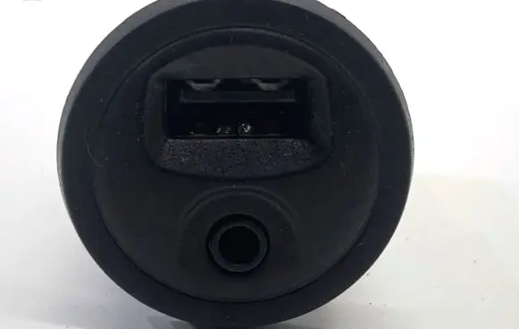 Peugeot 2008 I USB socket connector 9664795277