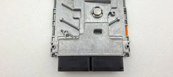 Skoda Kodiaq Engine control unit/module 06K907425M