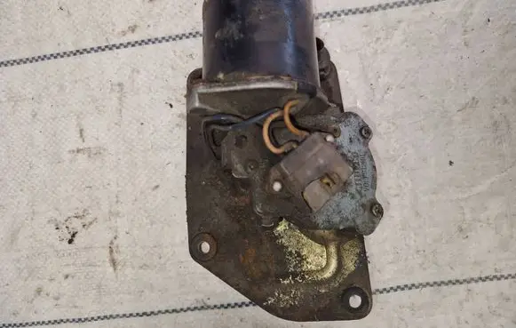 Isuzu Trooper Wiper motor