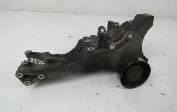 Audi A4 S4 B7 8E 8H Generator/alternator bracket 
