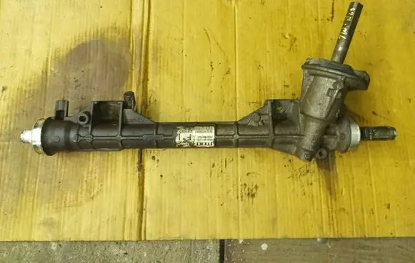 Renault Twingo II Steering rack 6900001619 8200867063