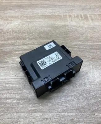 Opel Astra K Parking PDC control unit/module 13517788 544764491