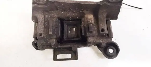 Renault Scenic III - Grand scenic III Engine mount bracket 326D5021