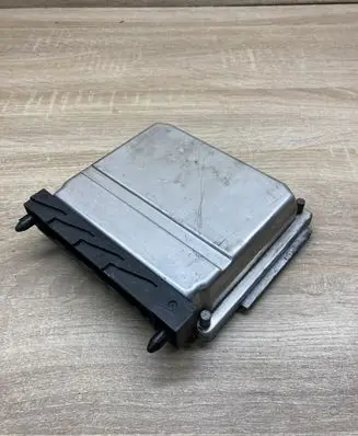 Volvo S80 Engine control unit/module ECU 08667710A 0281010319