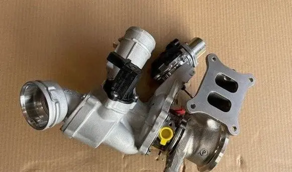 Audi Q3 8U Turbo 817808-0011