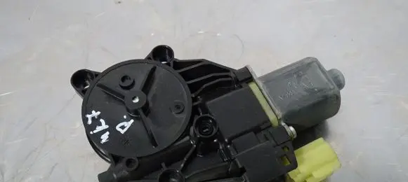 Ford Fiesta Vent window/glass motor 0130822407