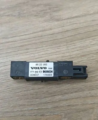 Volvo XC90 Airbag deployment crash/impact sensor 8622365 170303 004637