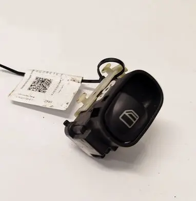 Mercedes-Benz C W203 Electric window control switch A2038200210