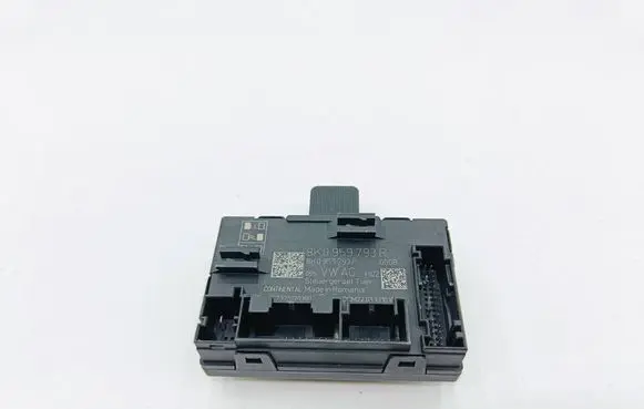 Audi Q5 SQ5 8R Door control unit/module 8K0959793R 8K0959793P