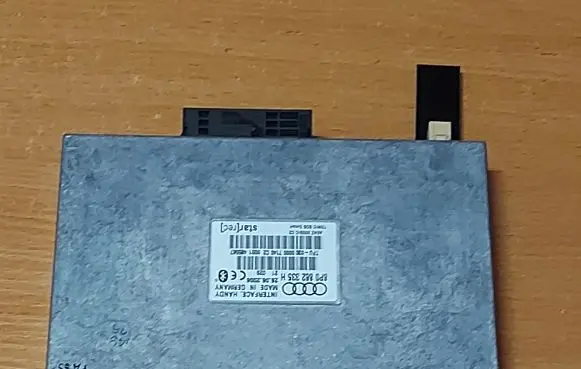 Audi A4 S4 B7 8E 8H Bluetooth control unit module 8P0862335H