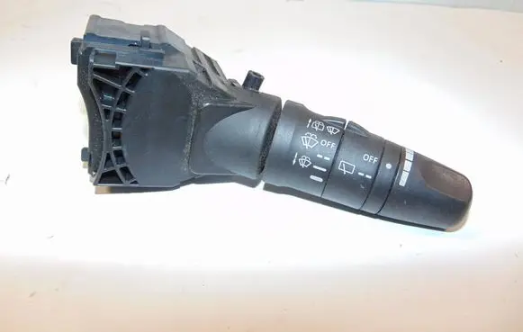 Nissan Primera Wiper control stalk 25260AV770