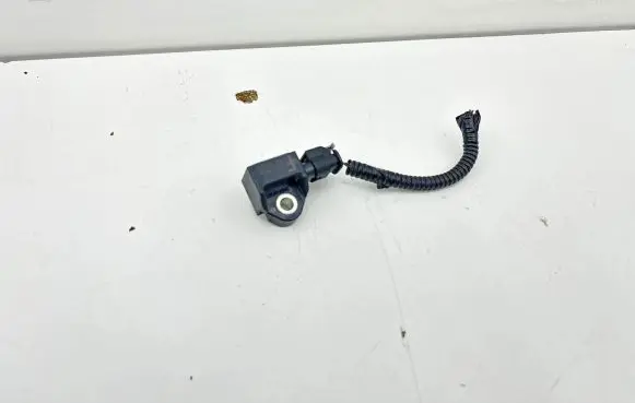 Subaru Outback (BT) Airbag deployment crash/impact sensor 98231AN00A