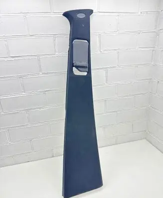 Mercedes-Benz ML W164 (B) pillar trim (top) A1646909825