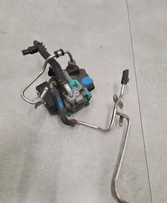 Volkswagen Polo V 6R Fuel injection high pressure pump 03L130755E