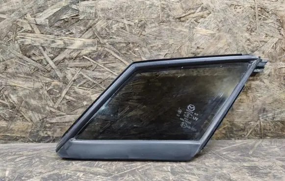 Mazda 5 Front door vent window glass four-door 