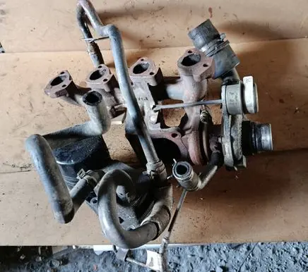 Ford Focus Turbo XS4Q6K682BE
