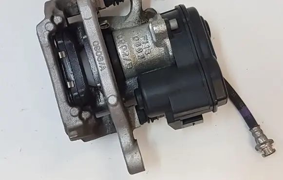 Nissan Qashqai Rear brake caliper 440114EA0A