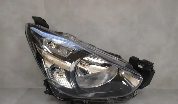 Mazda 2 Headlight/headlamp MAZDA2DJ