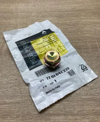 Renault Trafic I Oil sump 7701042339