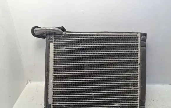 Air conditioning (A/C) radiator (interior)