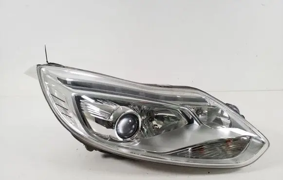 Ford Focus Headlight/headlamp CM5813D154BE