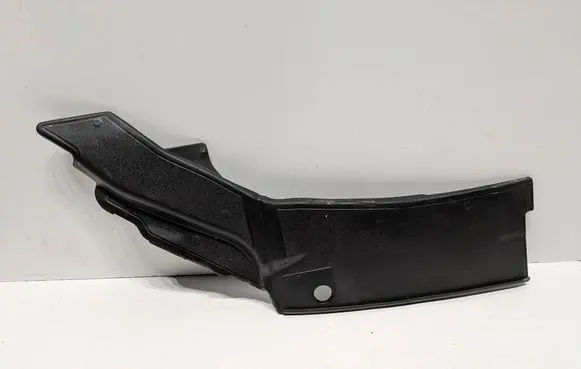 Audi A5 Fender end trim 8W6805285B