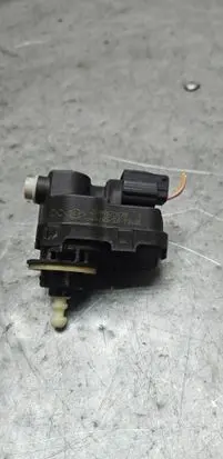 Renault Koleos II Headlight level adjustment motor 260567357R
