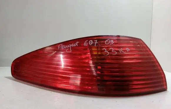 Peugeot 607 Rear/tail lights