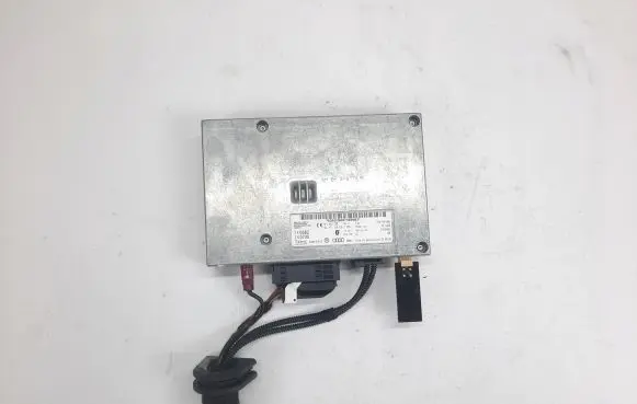 Audi A6 S6 C6 4F Bluetooth control unit module 4F1862335 4F1910336C