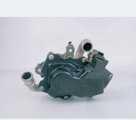 Volkswagen Golf V EGR valve 04L131501E