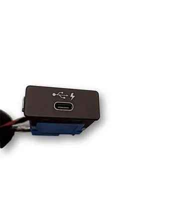 BMW 1 F40 USB socket connector 84108711939 8711939