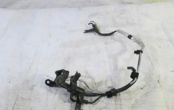 Ford C-MAX II Vacuum valve 9688124580