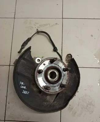 Opel Insignia A Front wheel hub spindle knuckle 