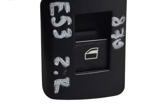 BMW X5 E53 Electric window control switch 8385956