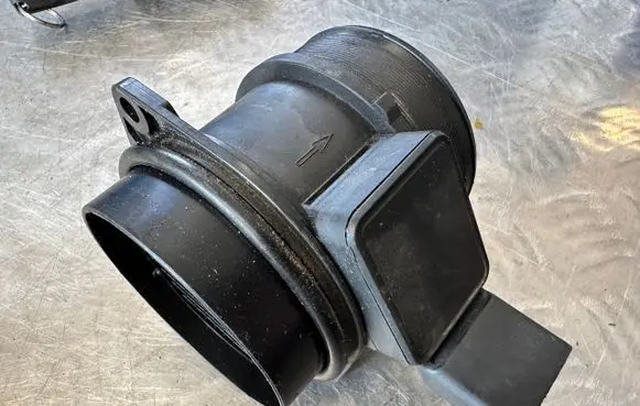 Citroen C5 Mass air flow meter 9632215280